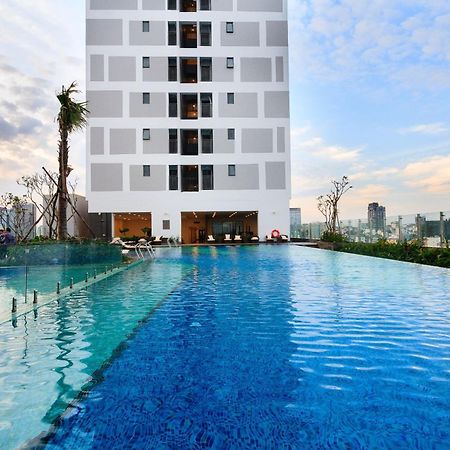 Central Business District Rivergate Apartment - Free Pickup & Pool Ho Chi Minh City Exterior photo